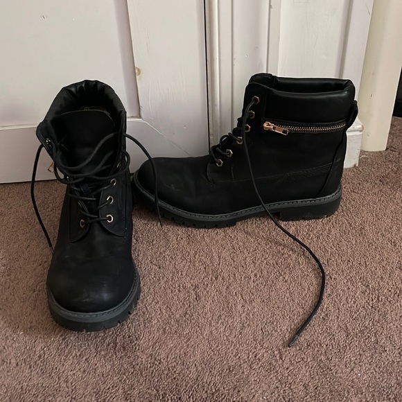 Combat boots - Picture 1 of 7